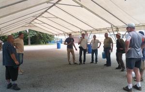 Non... on ne fait pas la ronde, c'est le débriefing de fin de journée!!!